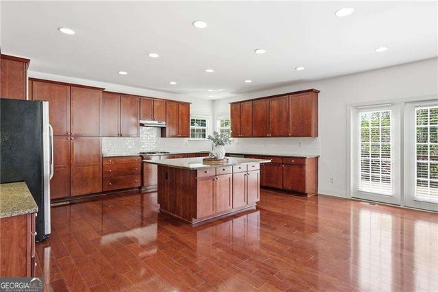 5025 Shelbourne Drive, Cumming, GA 30041