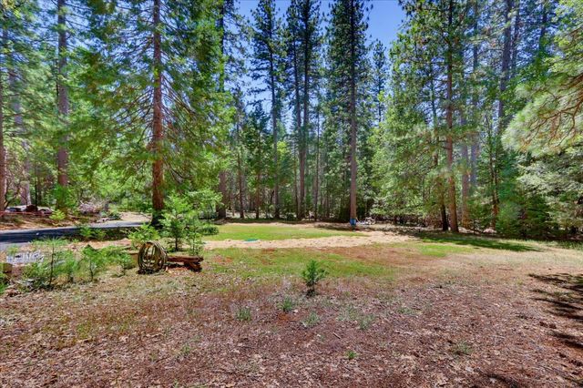 14500 Idaho Maryland Rd, Nevada City, CA 95959