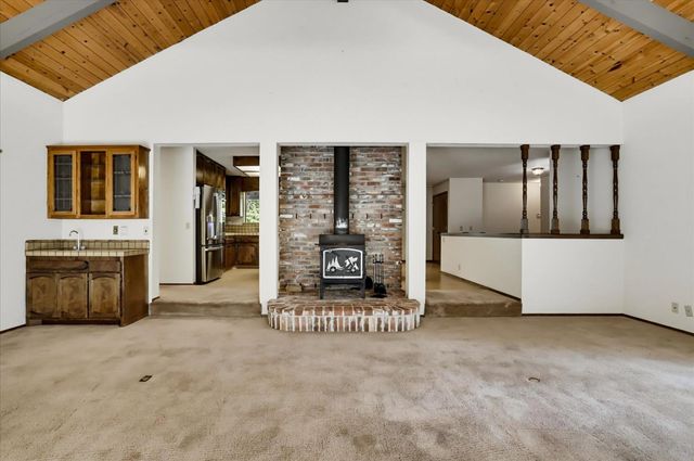 14500 Idaho Maryland Rd, Nevada City, CA 95959