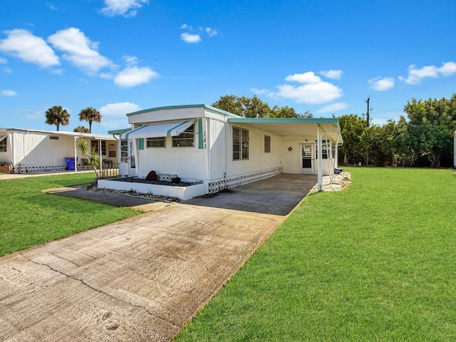 143 SE Easy Street, Stuart, FL 34994