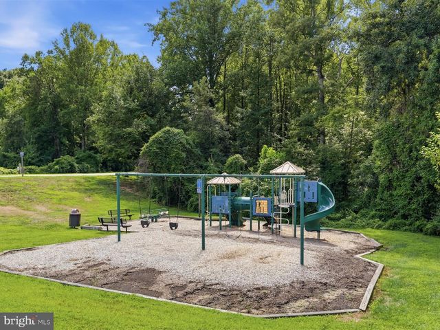 12703 TORRINGTON ST, Woodbridge, VA 22192