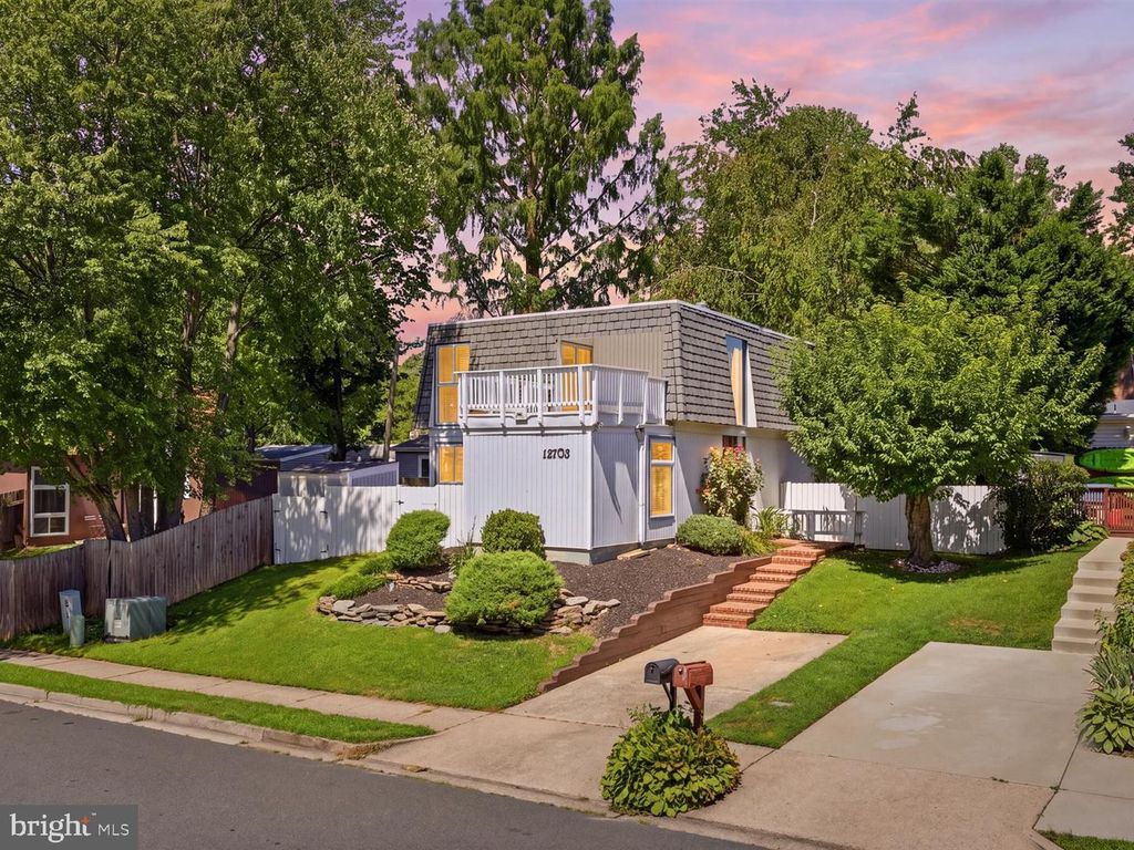 12703 TORRINGTON ST, Woodbridge, VA 22192