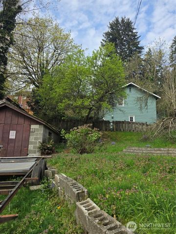 235 S Hartford Avenue, Bremerton, WA 98311