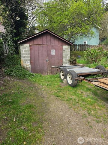 235 S Hartford Avenue, Bremerton, WA 98311