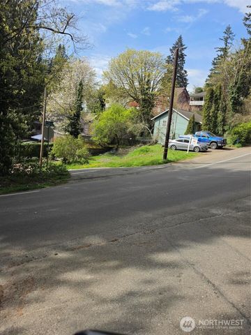 235 S Hartford Avenue, Bremerton, WA 98311