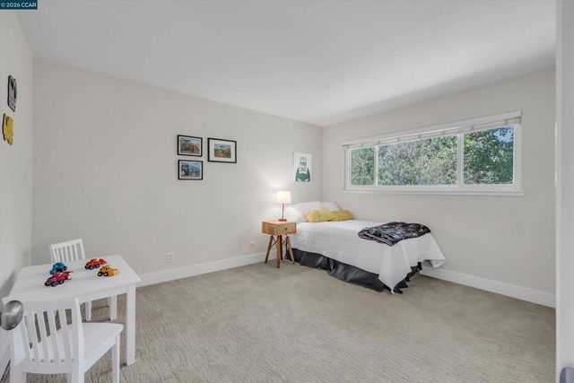 235 Appalachian Dr, Martinez, CA 94553