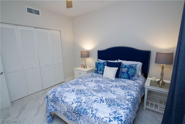 244 Indies DR E 101, Naples, FL 34114