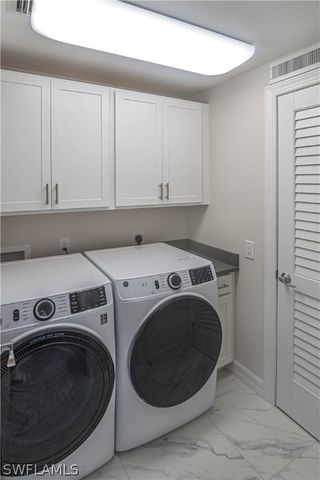 244 Indies DR E 101, Naples, FL 34114