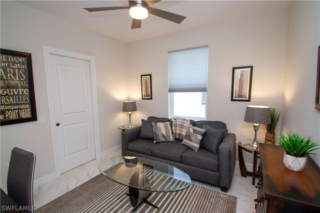 244 Indies DR E 101, Naples, FL 34114