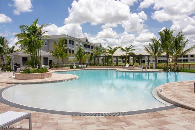 244 Indies DR E 101, Naples, FL 34114