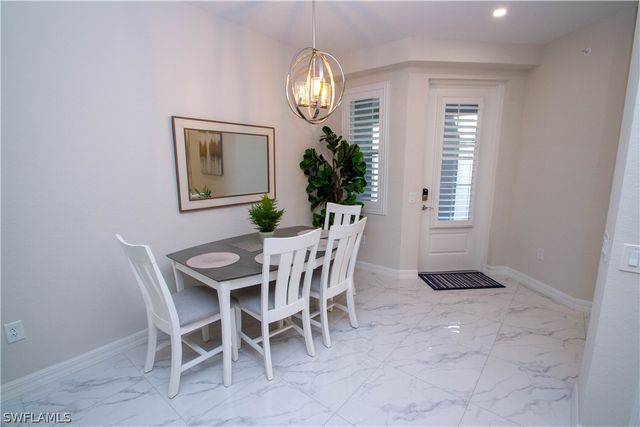 244 Indies DR E 101, Naples, FL 34114