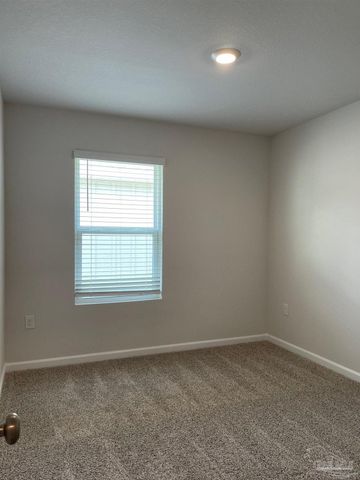 8665 Pathstone Blvd, Pensacola, FL 32526