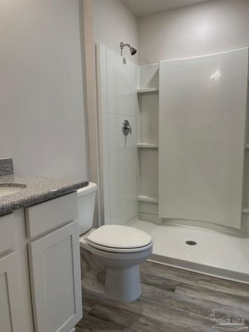 8665 Pathstone Blvd, Pensacola, FL 32526