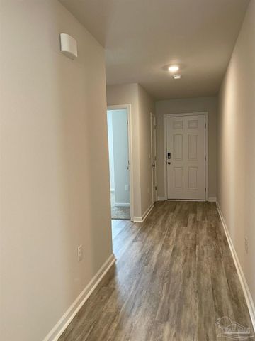 8665 Pathstone Blvd, Pensacola, FL 32526