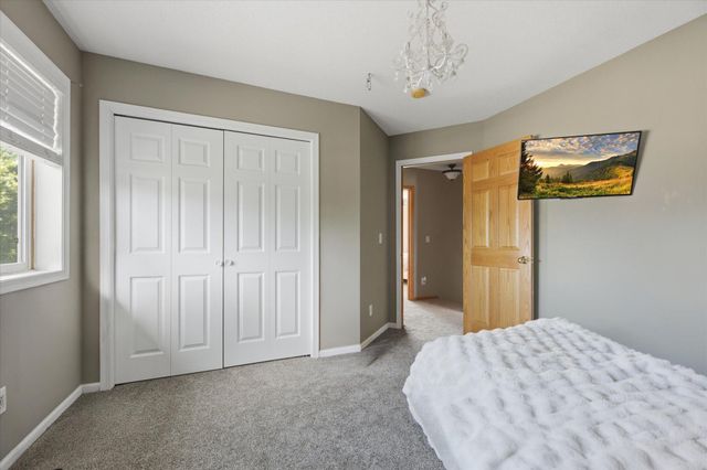 8096 Padre Way NE, Elk River, MN 55330