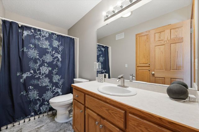 8096 Padre Way NE, Elk River, MN 55330