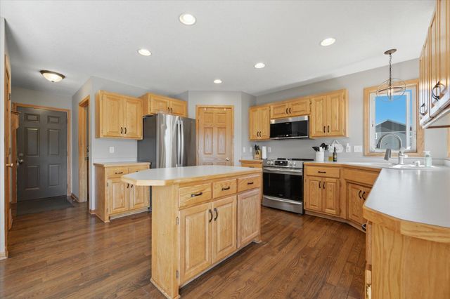 8096 Padre Way NE, Elk River, MN 55330