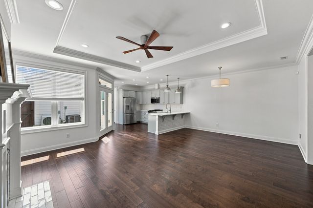 9042 Berry Farms Xing, Franklin, TN 37064