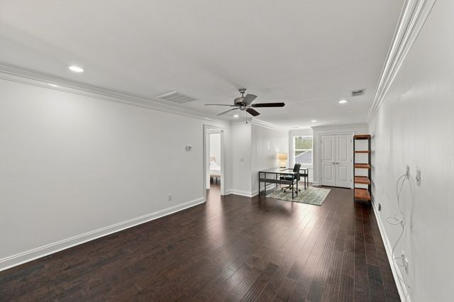 9042 Berry Farms Xing, Franklin, TN 37064