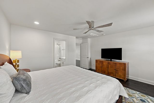 9042 Berry Farms Xing, Franklin, TN 37064