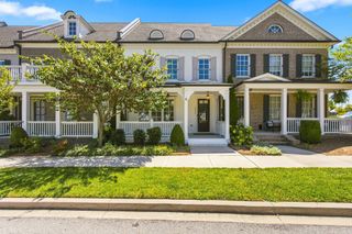 9042 Berry Farms Xing, Franklin, TN 37064