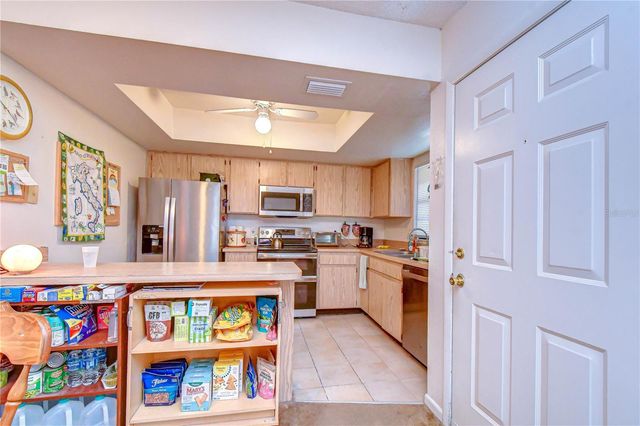 4008 ASHFORD GREEN PLACE F204, Tampa, FL 33613
