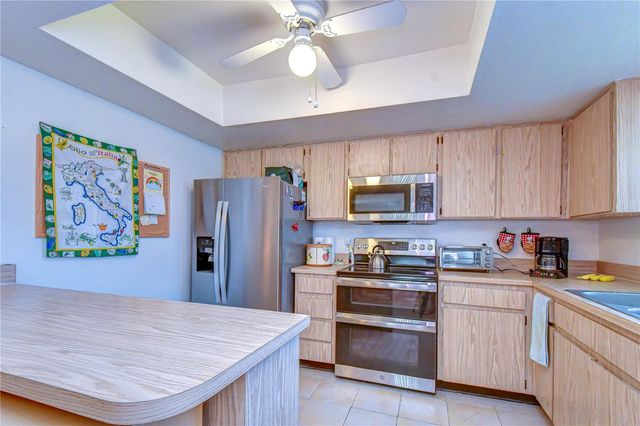 4008 ASHFORD GREEN PLACE F204, Tampa, FL 33613