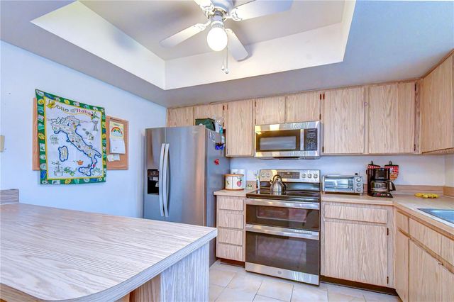 4008 ASHFORD GREEN PLACE F204, Tampa, FL 33613