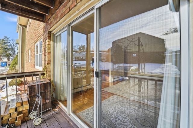 38 Deanna Dr 99, Hillsborough Twp., NJ 08844