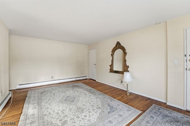 38 Deanna Dr 99, Hillsborough Twp., NJ 08844