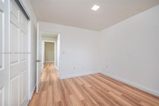 550 NW 82nd Ct 383, Miami, FL 33126