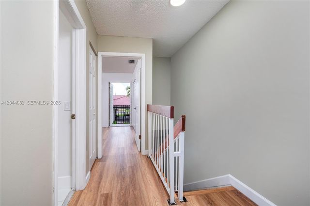 550 NW 82nd Ct 383, Miami, FL 33126