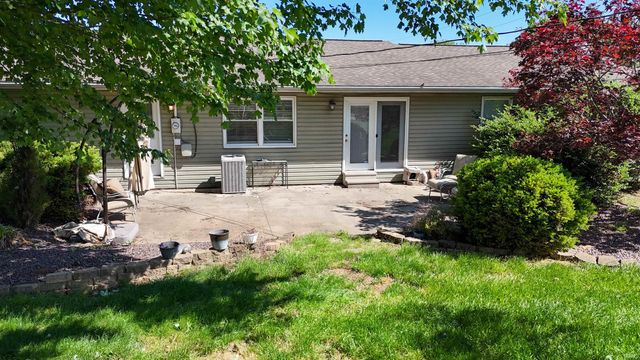 105 Oak Street, Huntingburg, IN 47542