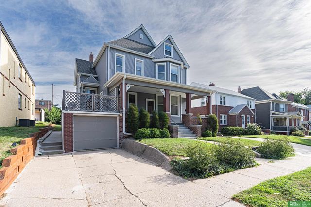 5012 Cass Street, Omaha, NE 68132