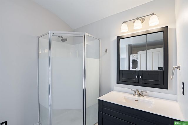 5012 Cass Street, Omaha, NE 68132