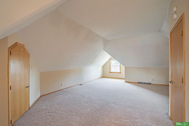 5012 Cass Street, Omaha, NE 68132