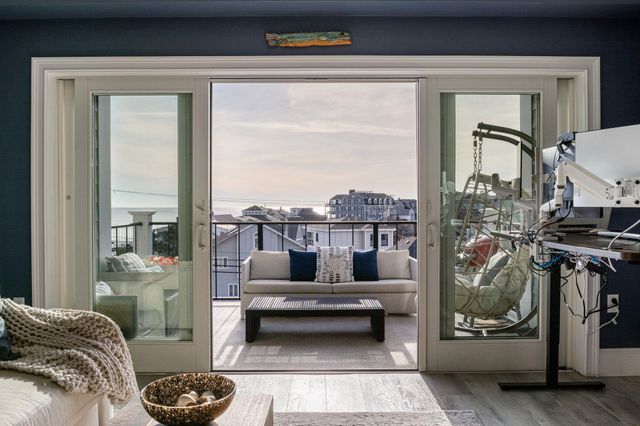 535 Ocean Blvd Unit 403, Hampton, NH 03842