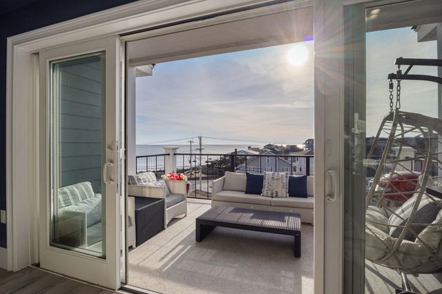 535 Ocean Blvd Unit 403, Hampton, NH 03842