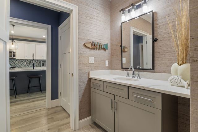 535 Ocean Blvd Unit 403, Hampton, NH 03842