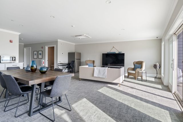 535 Ocean Blvd Unit 403, Hampton, NH 03842