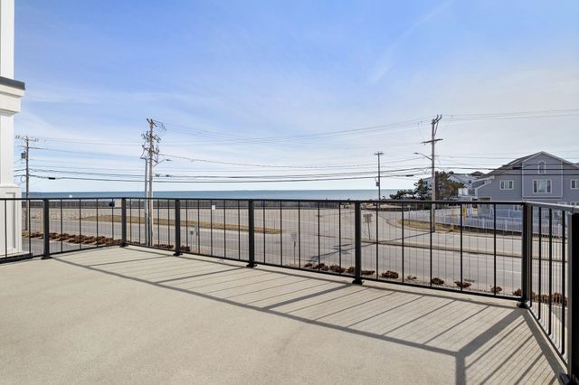 535 Ocean Blvd Unit 403, Hampton, NH 03842