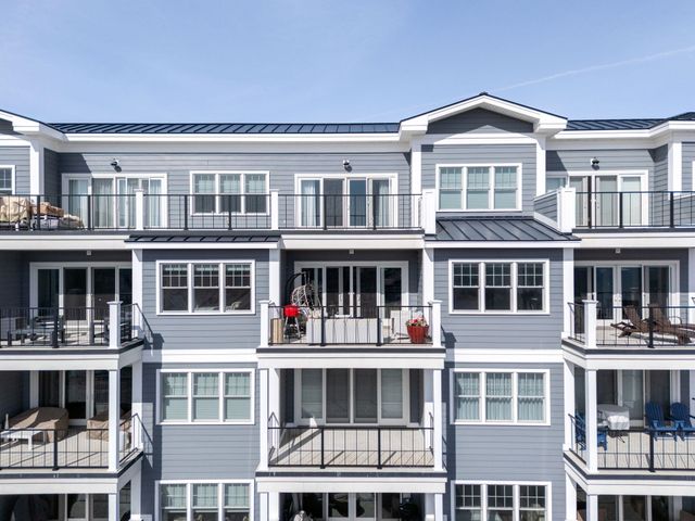 535 Ocean Blvd Unit 403, Hampton, NH 03842