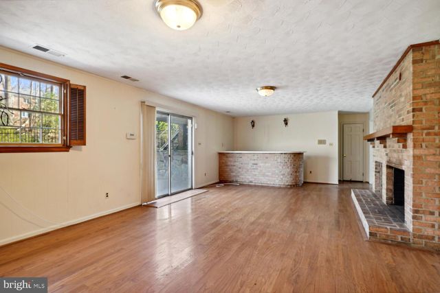 7616 BURFORD DR, Mclean, VA 22102