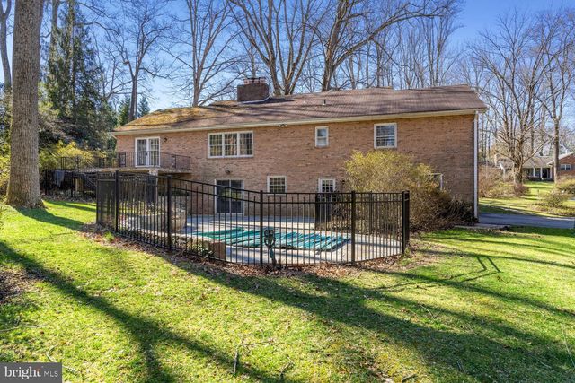 7616 BURFORD DR, Mclean, VA 22102