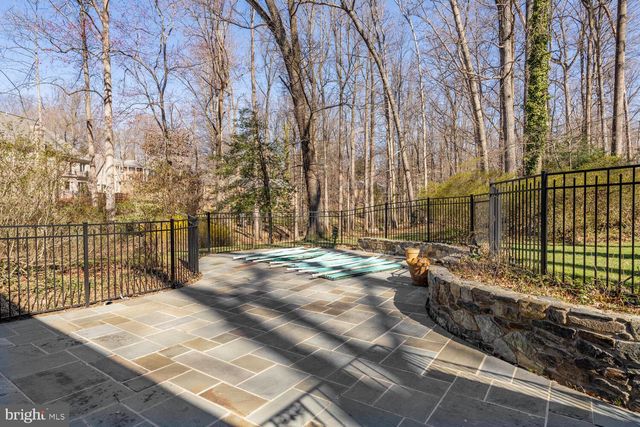 7616 BURFORD DR, Mclean, VA 22102