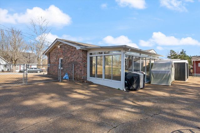 208 Bass Dr, Mount Juliet, TN 37122