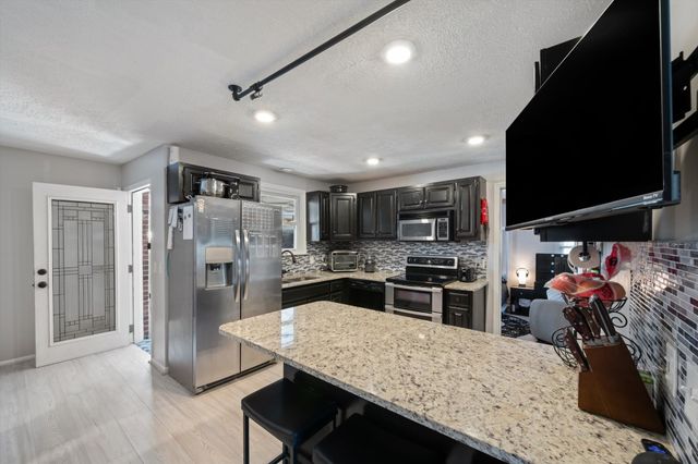 208 Bass Dr, Mount Juliet, TN 37122