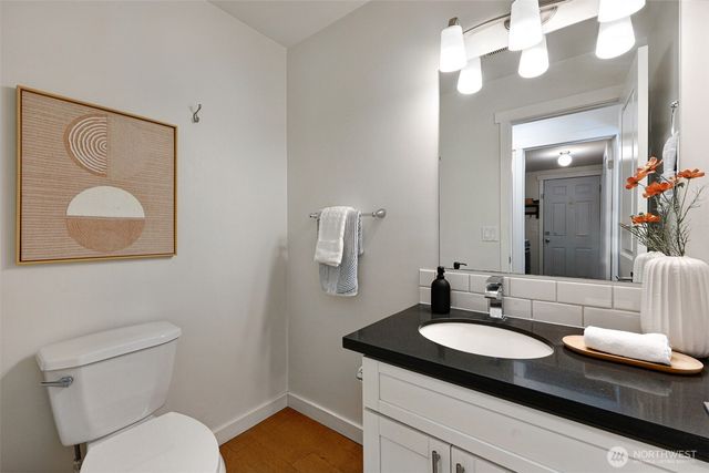 6955 NE Hidden Cove Road, Bainbridge Island, WA 98110