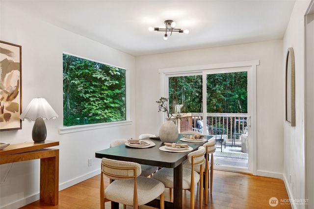 6955 NE Hidden Cove Road, Bainbridge Island, WA 98110