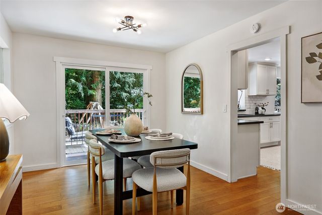 6955 NE Hidden Cove Road, Bainbridge Island, WA 98110